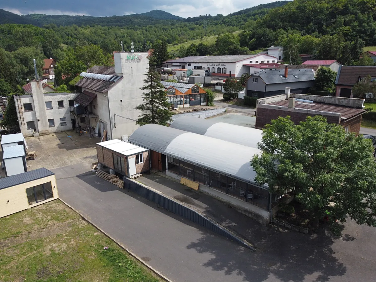 Prodej komerčního pozemku 222727 m²